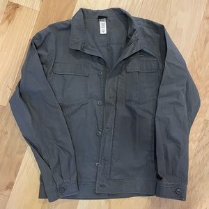 Patagonia men’s lightweight mechanic style jacket